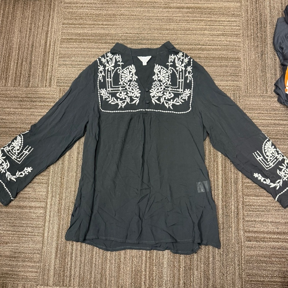 Solitaire Black Blouse with White Embroidery Buttons
